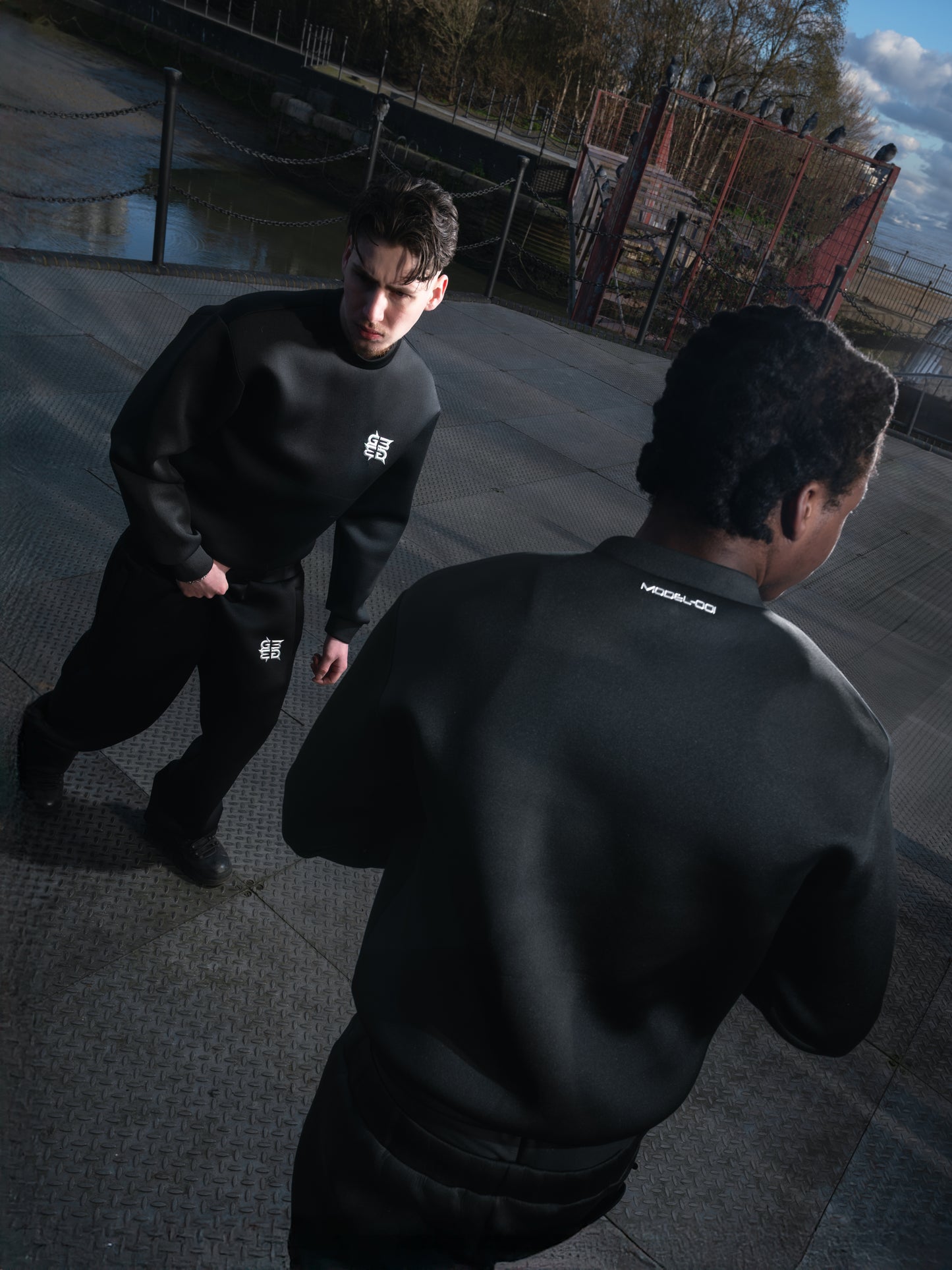 SCUBA JUMPER: MODEL-001